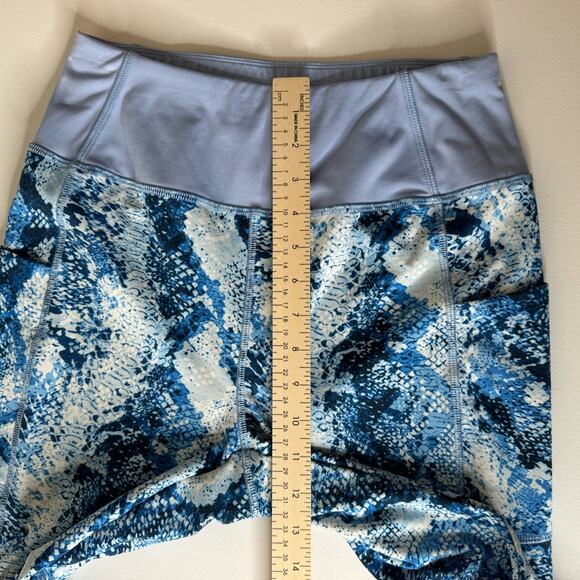 T by Talbots Womens Performance Interlock Leggings in Python Snake Blue Sz MP - Picture 11 of 13